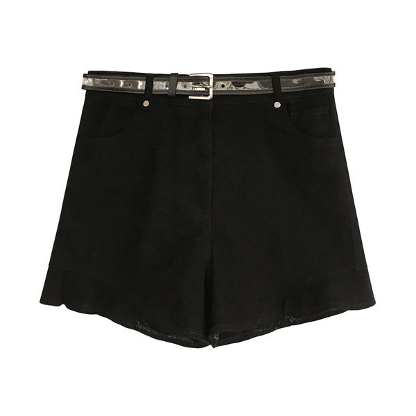 Blugi scurti moderni în alb și negru, cu curea