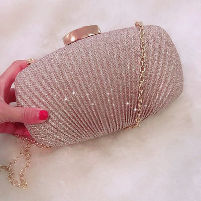 Modern mini női táska lánccal és fém elemekkel