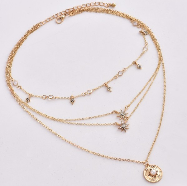 Colier de dama modern de culoare aurie cu pandantive