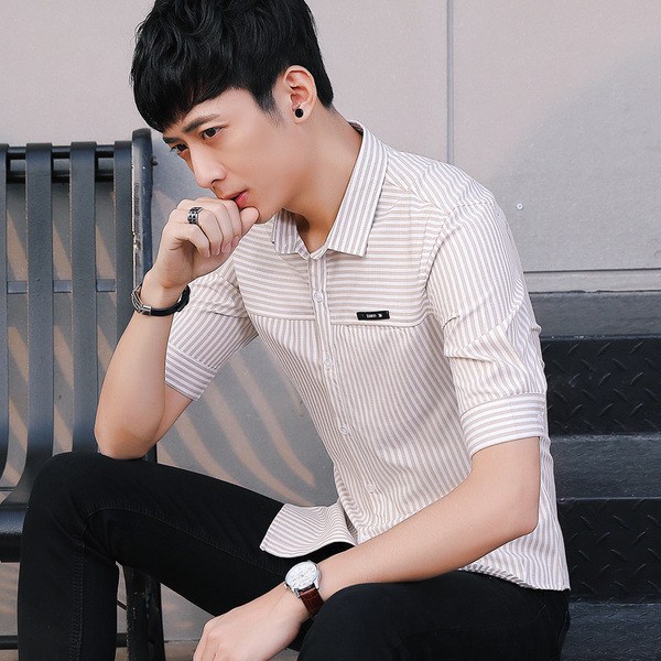 Cămașă bărbătească elegantă cu mâneci scurte și nasturi în două culori