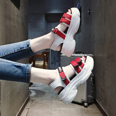 Sandale de dama elegante cu talpa inalta in alb si negru