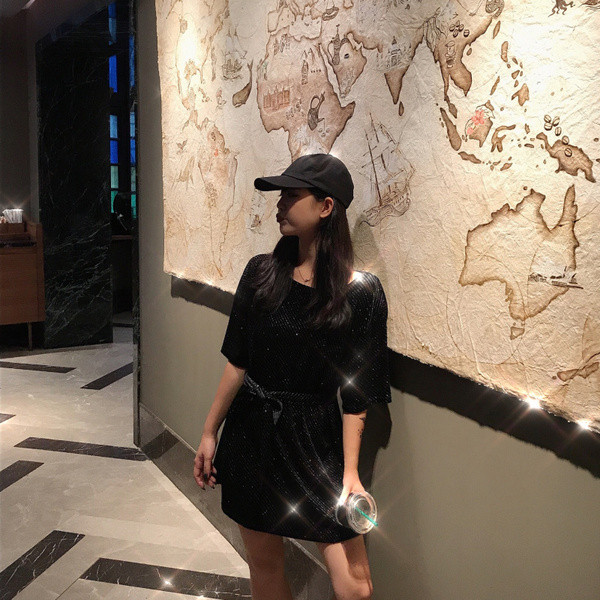 Rochie moderna de dama in negru cu cravate si maneci 3/4