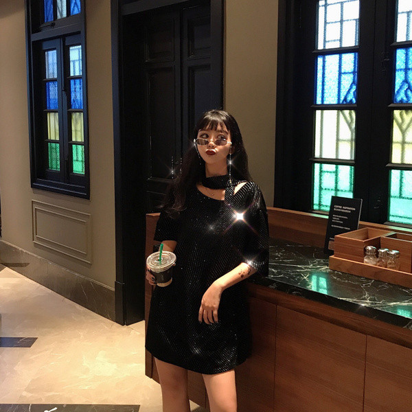 Rochie moderna de dama in negru cu cravate si maneci 3/4