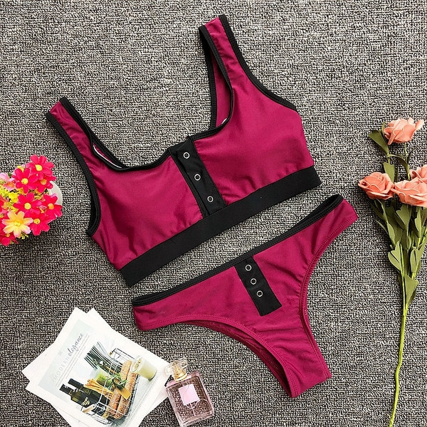 Modern fürdőruha négy színben