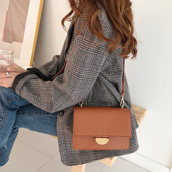 Női táska állítható fogantyúval