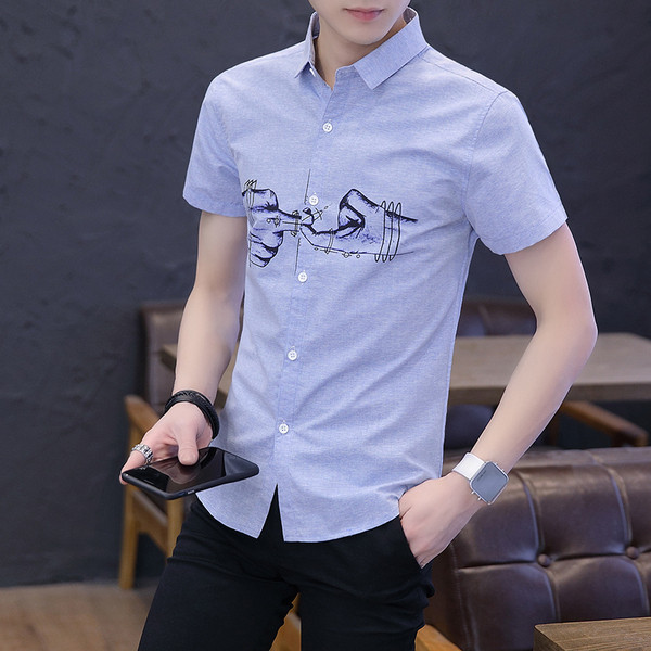 Cămașă bărbătească cu aplicație și nasturi în trei culori