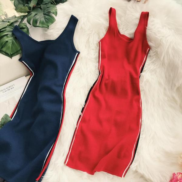 Női sportruha több színben