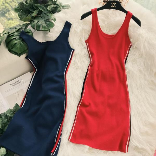 Női sportruha több színben