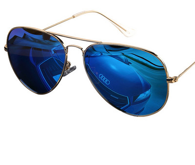 Alkalmi férfi napszemüveg többféle színben