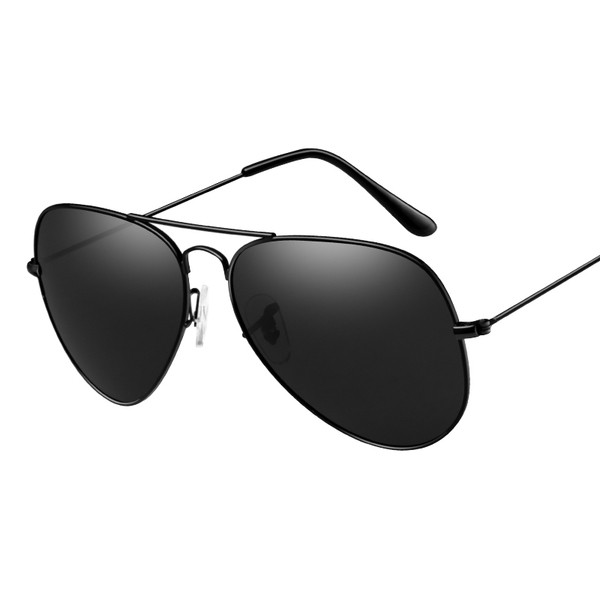 Alkalmi férfi napszemüveg többféle színben