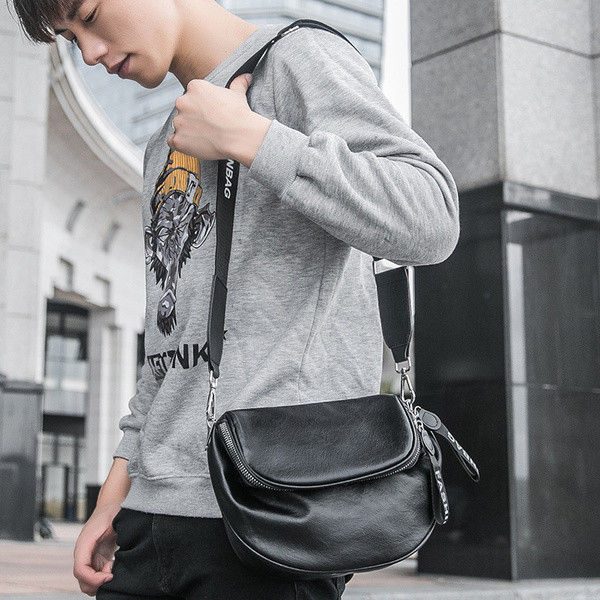 Aktuális férfi táska eko bőrből fekete színben