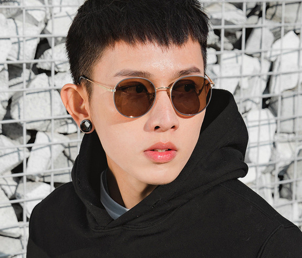 Ochelari rotunzi moderni pentru barbati in mai multe culori