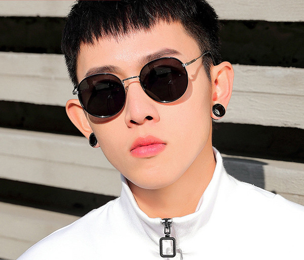 Ochelari rotunzi moderni pentru barbati in mai multe culori