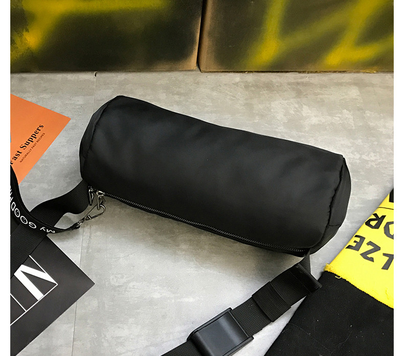 Geantă de zi cu zi pentru bărbați cu inscripție în negru