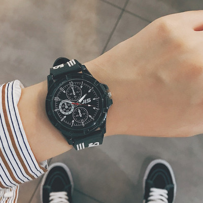 Ceas sport pentru barbati cu curea din silicon in doua culori