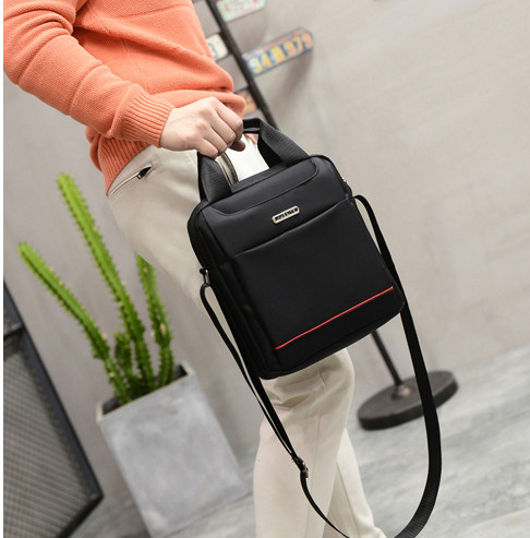 Modern férfi táska két színben, hosszú és rövid füllel