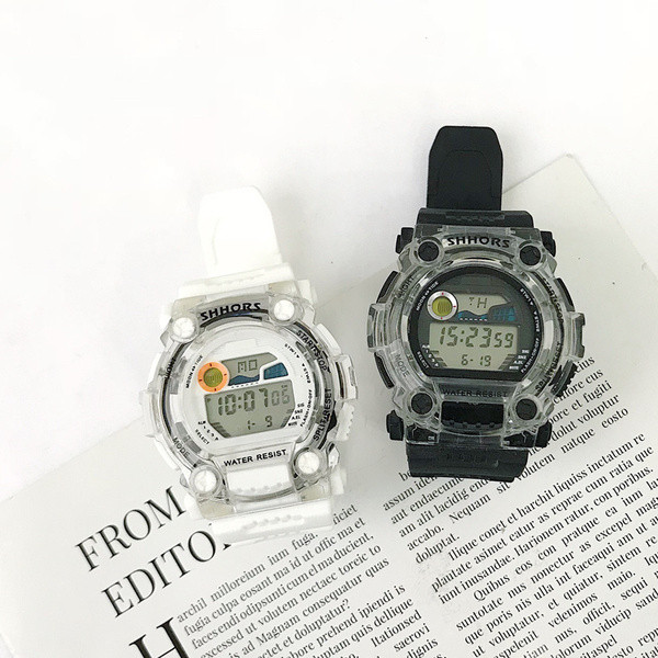 Modern karóra férfiak és nők számára, különböző színekben