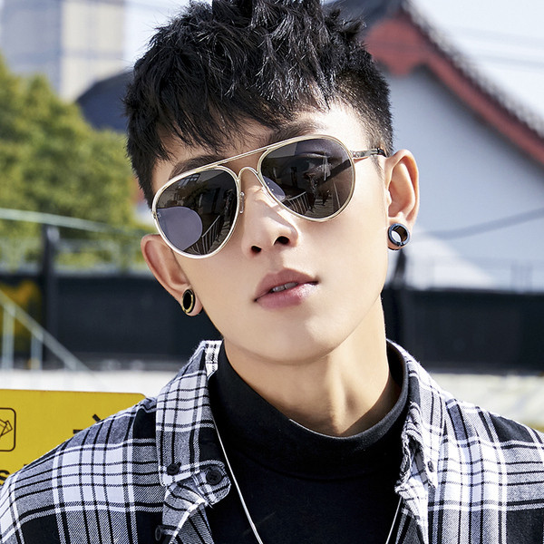 Ochelari de soare zilnici in mai multe culori