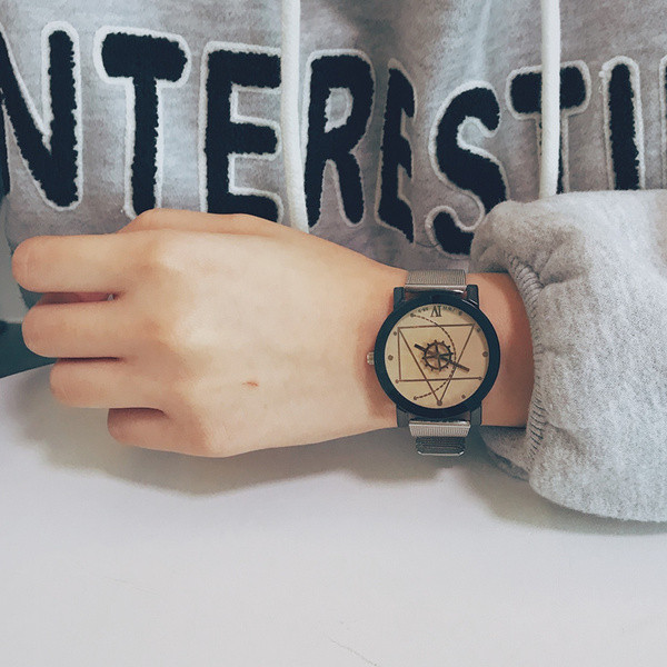 Ceas modern pentru barbati cu inchizator metalic in doua culori