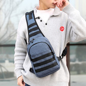 Kicsi férfi hátizsák fekete, szürke és kék színben