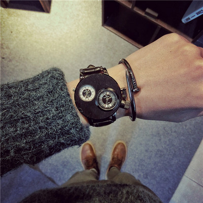 Stílusos férfi fém karóra különböző színekben