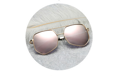 Stílusos férfi napszemüveg több színben