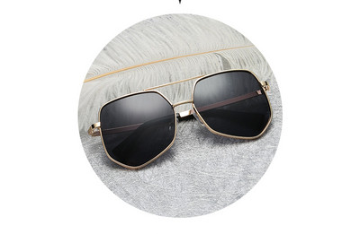 Stílusos férfi napszemüveg több színben