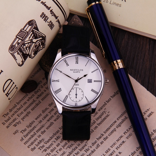 Stílusos férfi karóra bőr szíjjal, különböző színekben