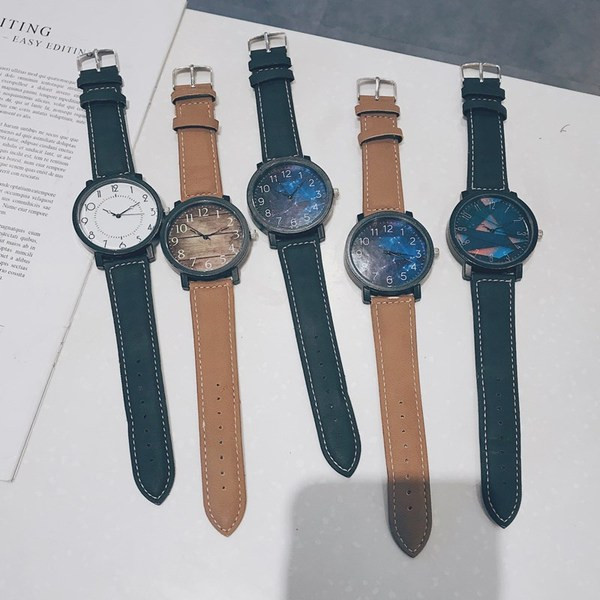 Ceas de bărbați modern cu element metalic și curea din piele-trei modele