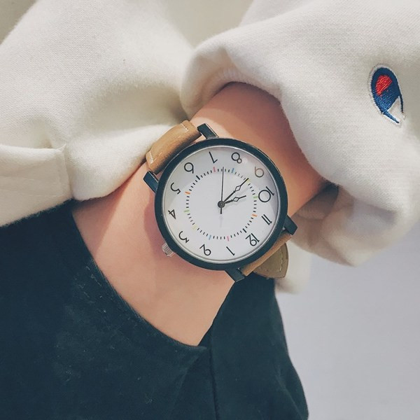 Ceas de bărbați modern cu element metalic și curea din piele-trei modele