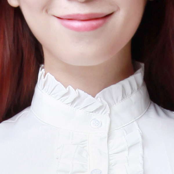 Cămașă elegantă de damă, cu guler scăzut, în culoarea albă