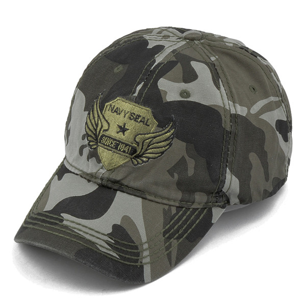 Férfi sport-alkalmi sapka terepszínű mintával