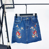 Modern farmerszoknya kék színben, hímzéssel