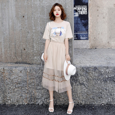 Új modell női ruha rátéttel több színben