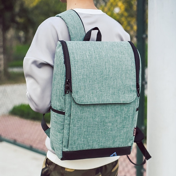 Rucsac actual pentru bărbați în mai multe culori