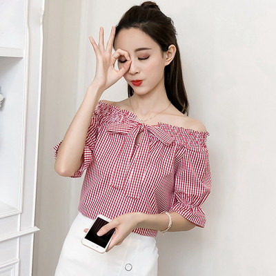 Modern női ing ejtett ujjakkal, piros és fekete színben