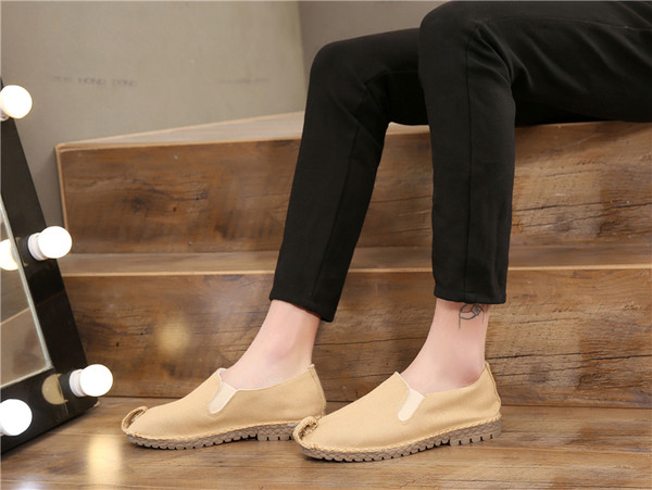 Férfi mokaszin - sima modell krém és sötétkék színben