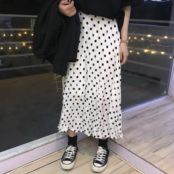 Női szoknya két színben, mintával