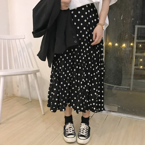 Női szoknya két színben, mintával