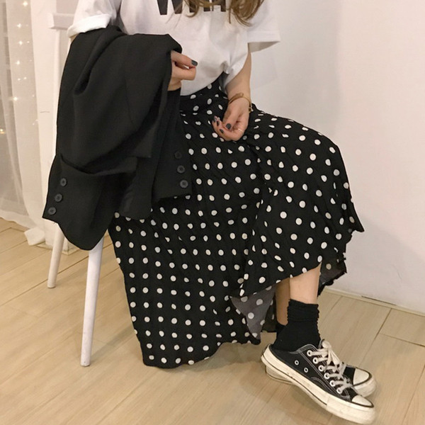 Női szoknya két színben, mintával