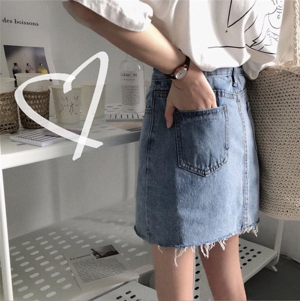 Fusta-pantaloni moderni pentru femei