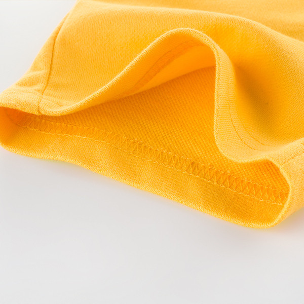 Pantaloni scurți pentru băieți în trei culori cu inscripții