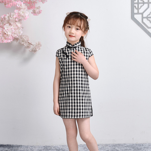 Alkalmi gyerekruha fekete, piros és kék színekben