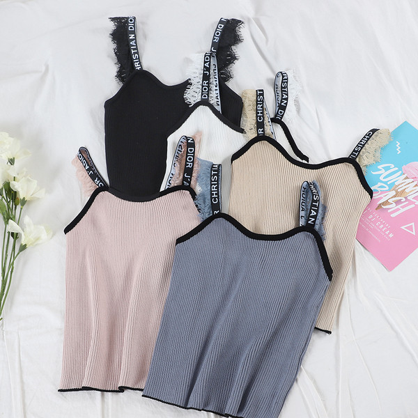 Napi női felső, több színben felirattal és csipkével