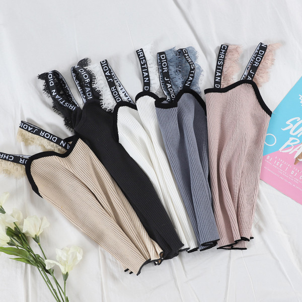 Napi női felső, több színben felirattal és csipkével