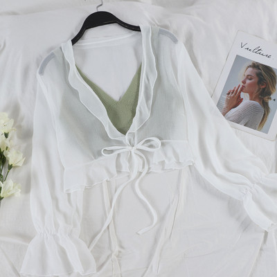 Stílusos női ing V-nyakkal és lótusz ujjakkal