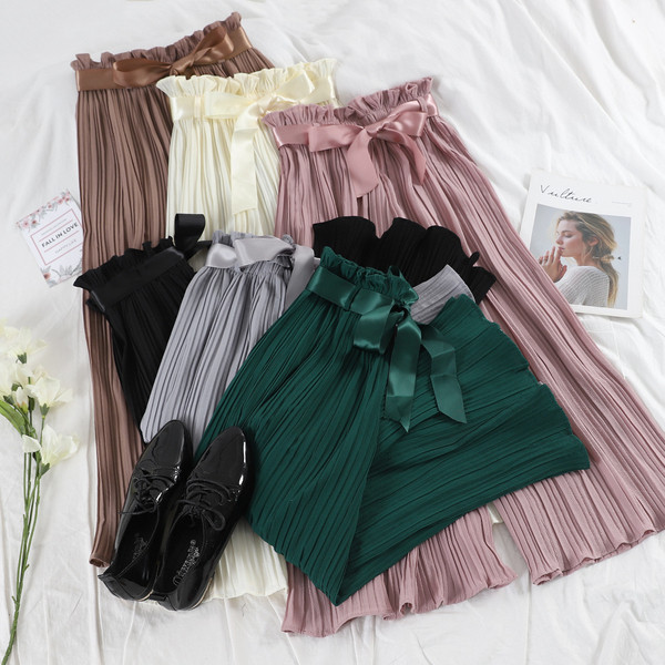 Modern női nadrág több színben szalaggal