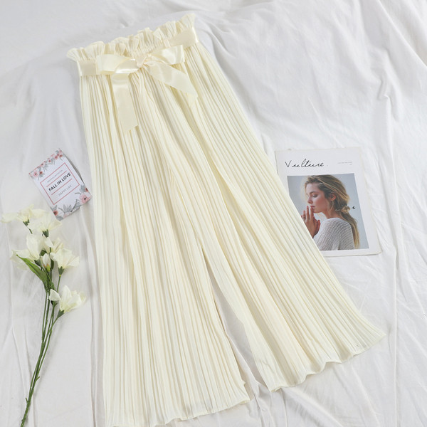 Modern női nadrág több színben szalaggal