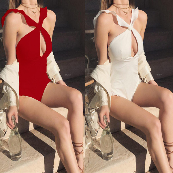 Costum de baie complet cu bretele încrucișate în alb și roșu