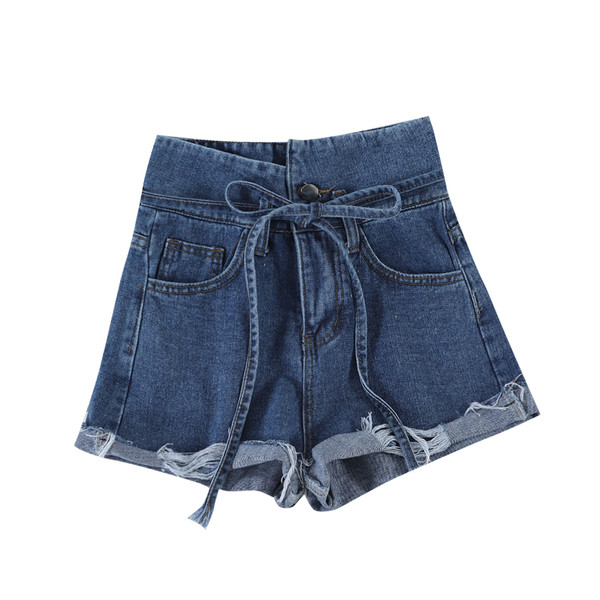 Modern női farmer rövidnadrág nyakkendővel, szakadt motívumokkal